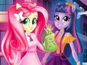 Equestria Girls First Day at School Online Dress-Up Game