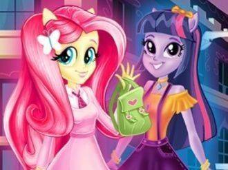 Equestria Girls First Day at School Online Dress-Up Game